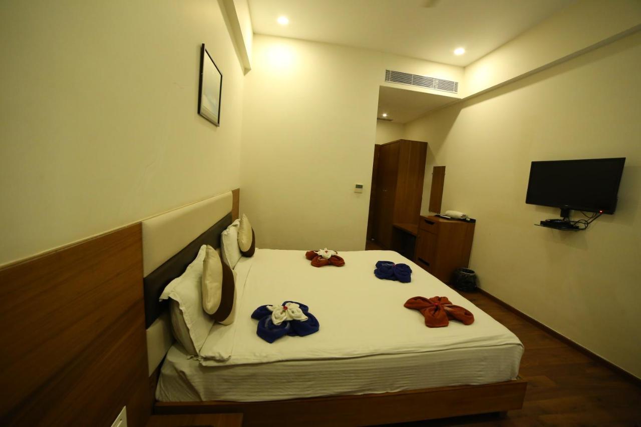 Hotel Anantaragreens Disa Экстерьер фото