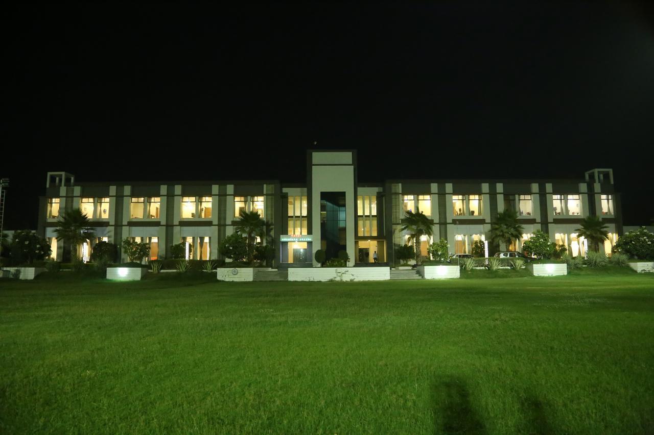 Hotel Anantaragreens Disa Экстерьер фото